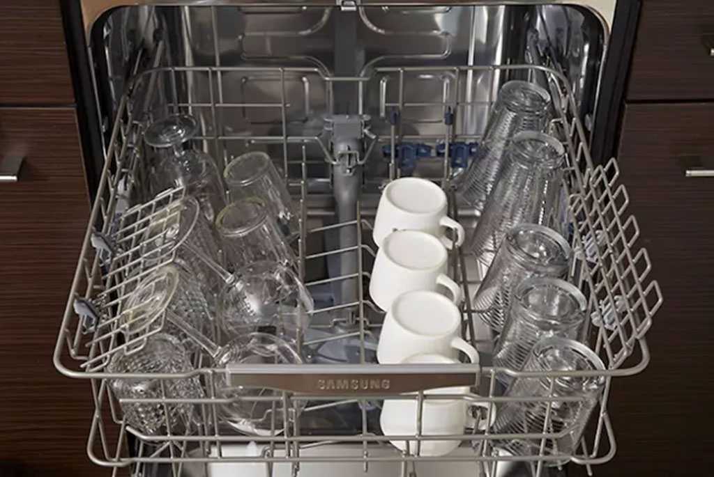 Не включается посудомоечная машина  Whirlpool